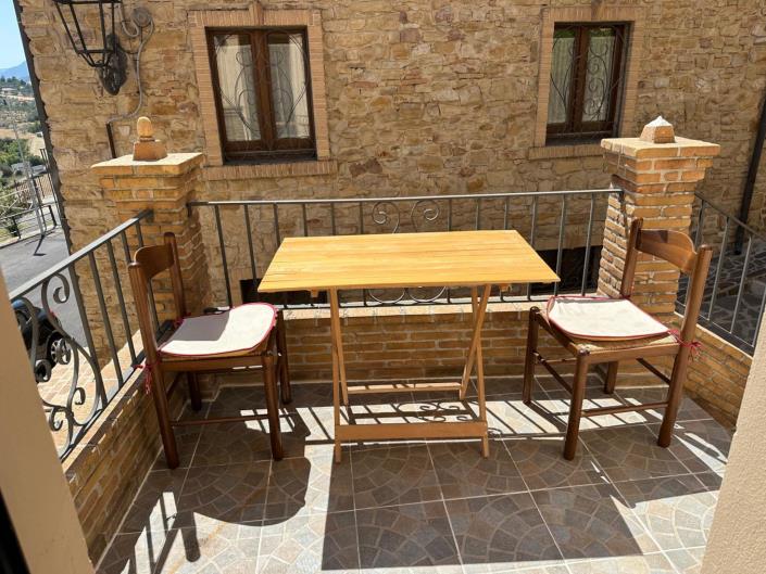 Image No.6-2 Bed Townhouse for sale