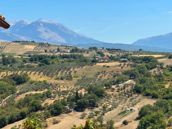 Image No.8-2 Bed Townhouse for sale