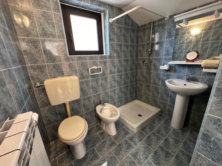 Image No.16-2 Bed Townhouse for sale