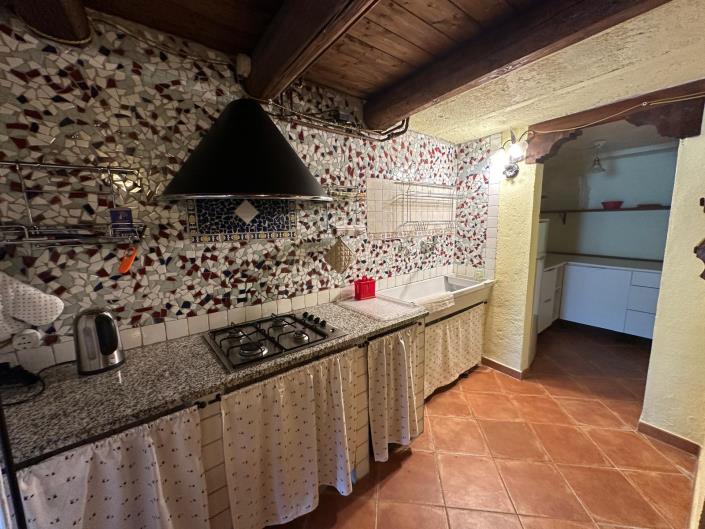 Image No.38-7 Bed Property for sale