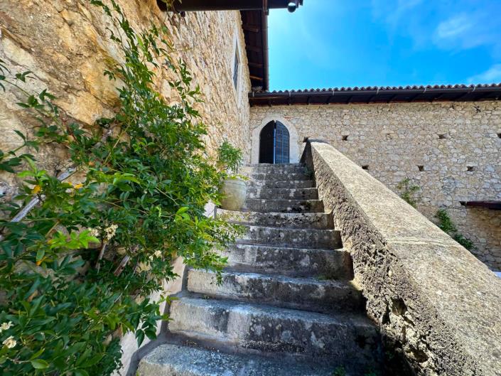 Image No.45-7 Bed Property for sale