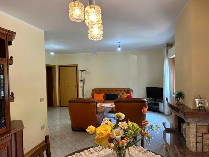 Image No.10-Appartement de 3 chambres à vendre à Martinsicuro