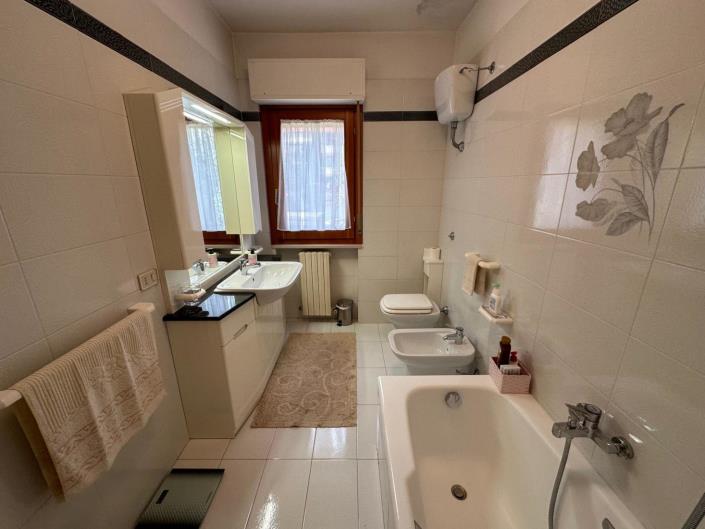 Image No.23-Appartement de 3 chambres à vendre à Martinsicuro