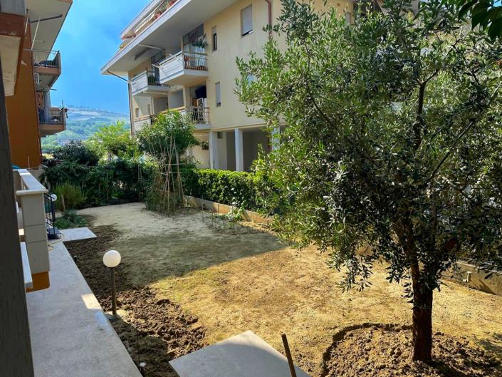 Image No.1-3 Bed Apartment for sale