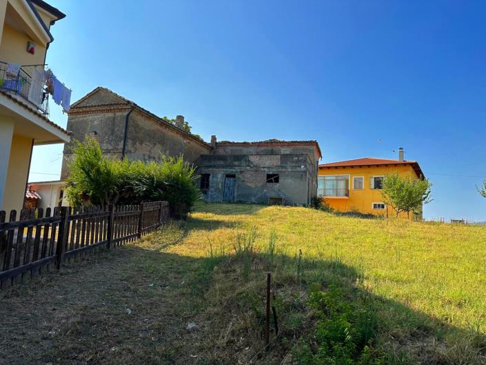 Image No.1-Ferme à vendre à Atri