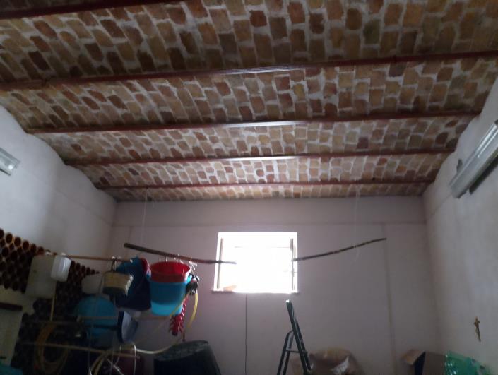 Image No.19-5 Bed Property for sale