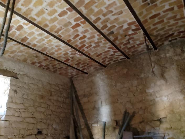 Image No.22-5 Bed Property for sale