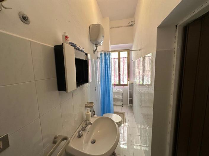 Image No.20-3 Bed Townhouse for sale