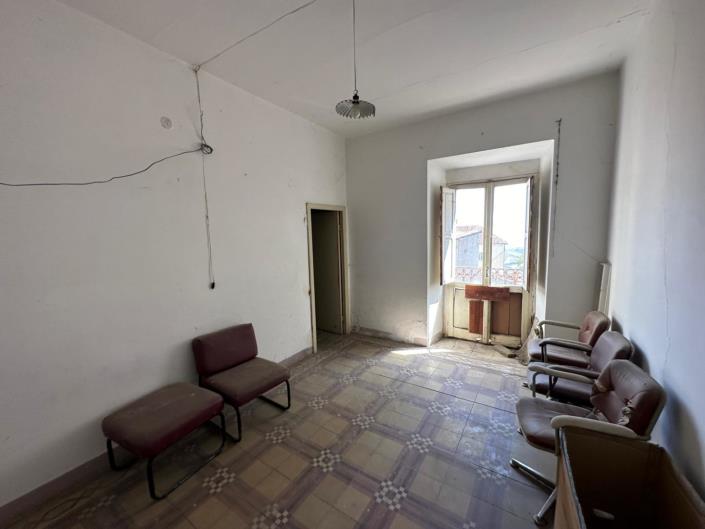 Image No.14-4 Bed Townhouse for sale