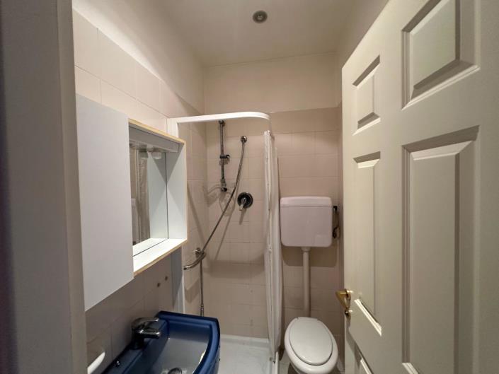 Image No.18-2 Bed Apartment for sale