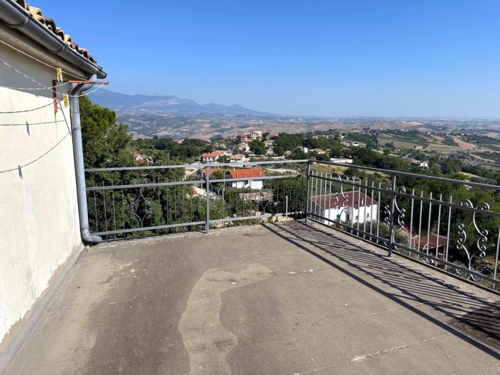 Image No.3-2 Bed Townhouse for sale