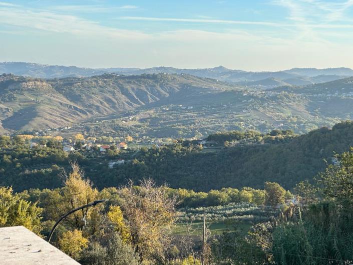 Image No.27-2 Bed Townhouse for sale