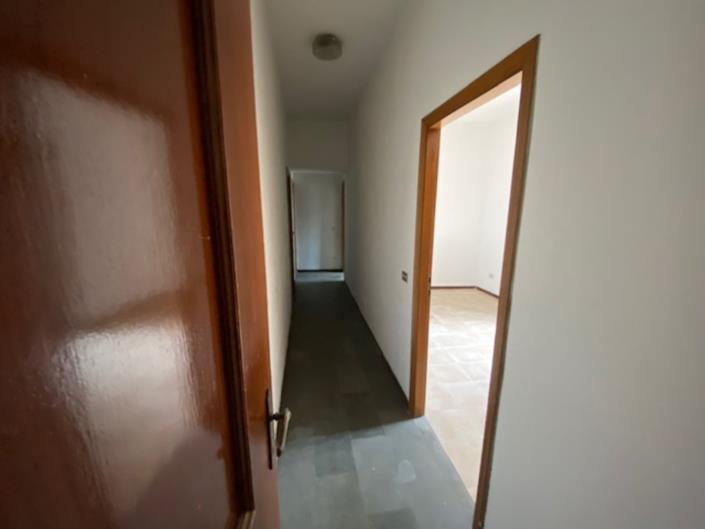 Image No.8-4 Bed Apartment for sale