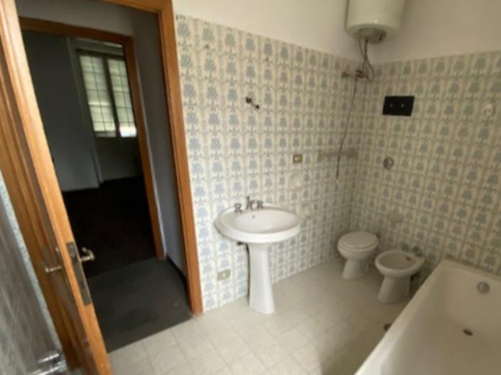 Image No.13-4 Bed Apartment for sale