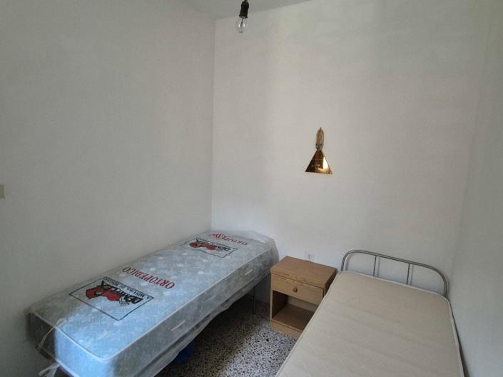 Image No.15-3 Bed Townhouse for sale