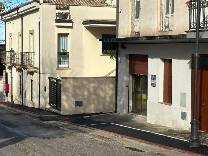 Image No.4-Commercial à vendre à Roccamorice