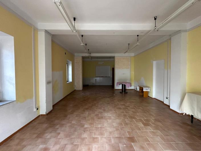 Image No.11-Commercial à vendre à Roccamorice