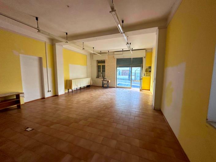 Image No.12-Commercial à vendre à Roccamorice