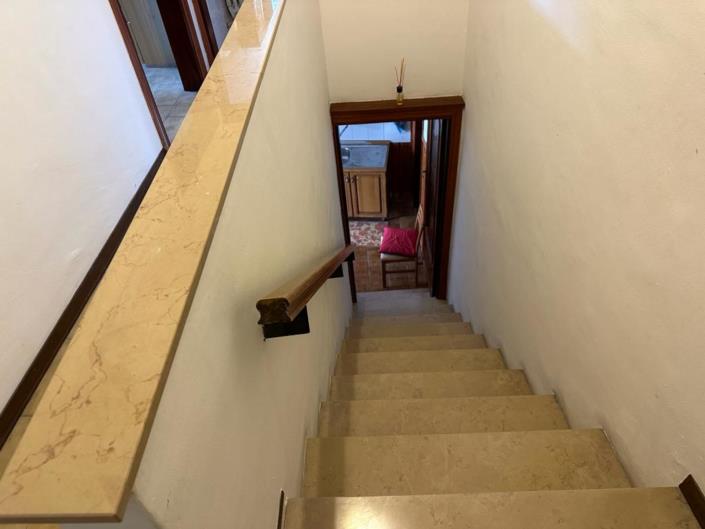 Image No.19-4 Bed Property for sale