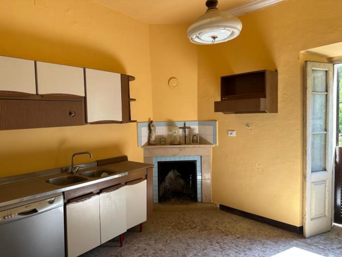 Image No.30-4 Bed Property for sale