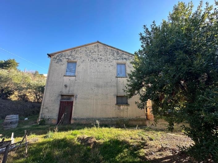 Image No.6-3 Bed Cottage for sale