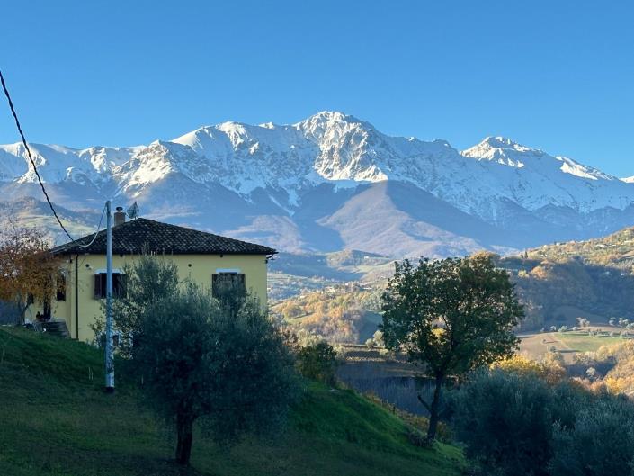 Image No.9-2 Bed Villa / Detached for sale