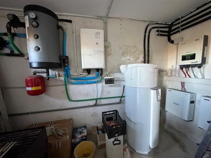 Image No.33-2 Bed Villa / Detached for sale