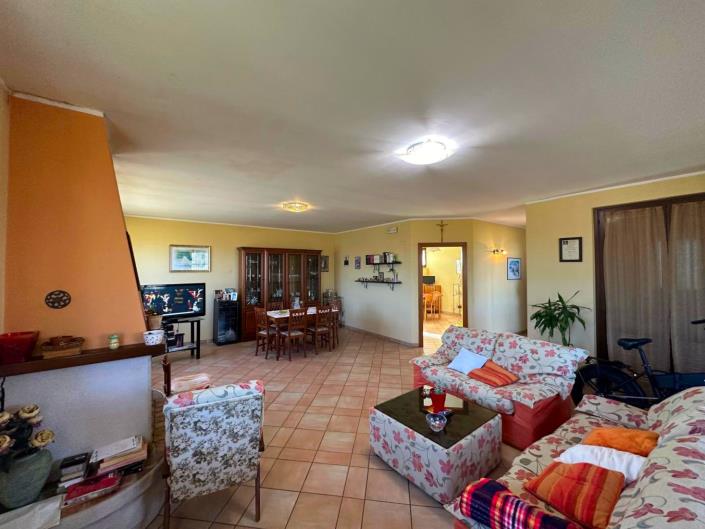 Image No.19-2 Bed Villa / Detached for sale