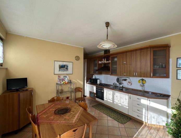 Image No.17-2 Bed Villa / Detached for sale