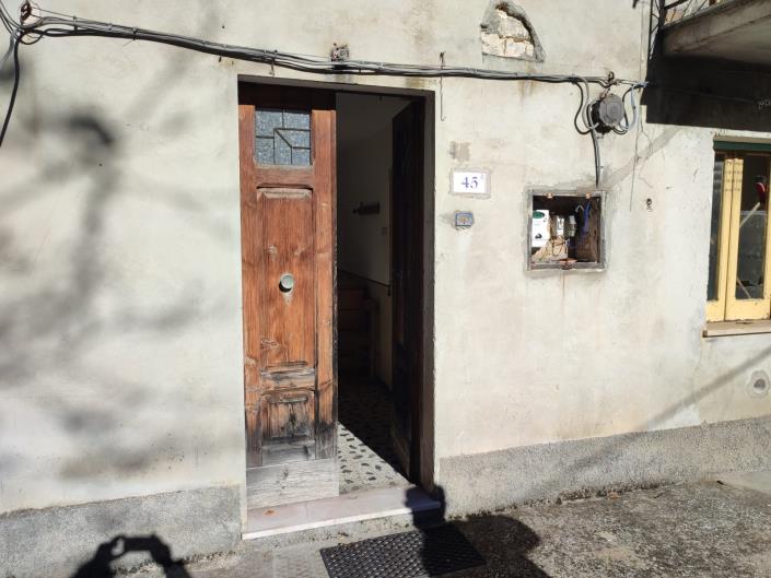 Image No.6-3 Bed Townhouse for sale