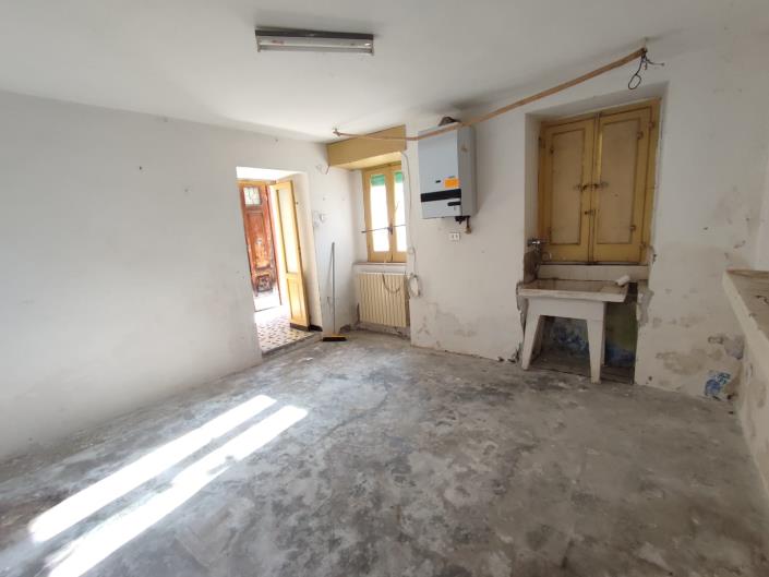 Image No.22-3 Bed Townhouse for sale