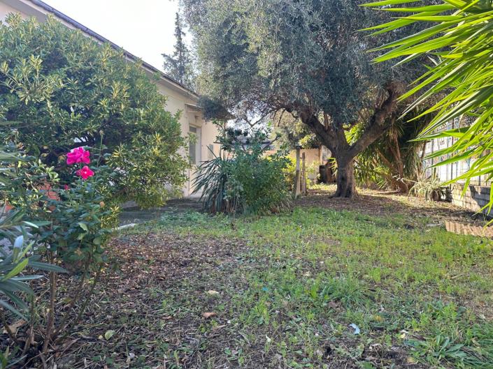 Image No.5-Villa / Détaché de 3 chambres à vendre à Torre de'Passeri