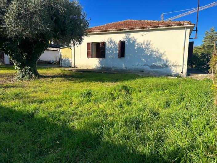 Image No.8-Villa / Détaché de 3 chambres à vendre à Torre de'Passeri