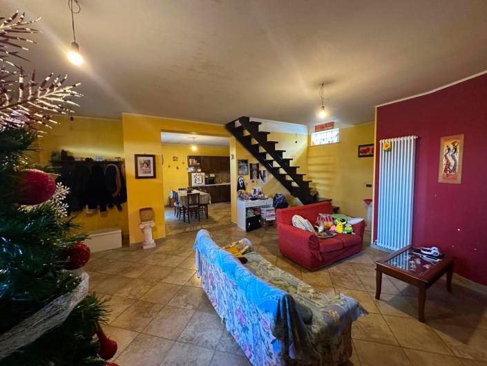 Image No.16-2 Bed Villa / Detached for sale