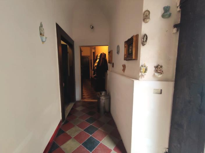 Image No.8-4 Bed Apartment for sale