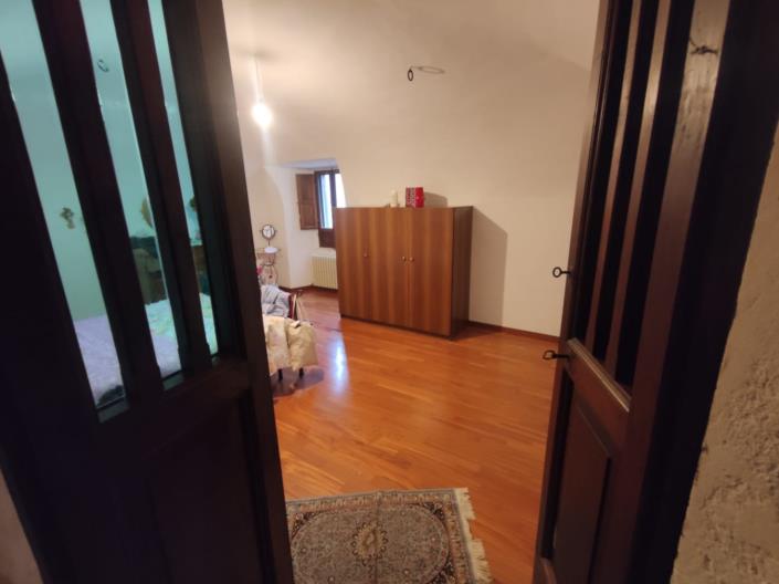 Image No.28-4 Bed Apartment for sale