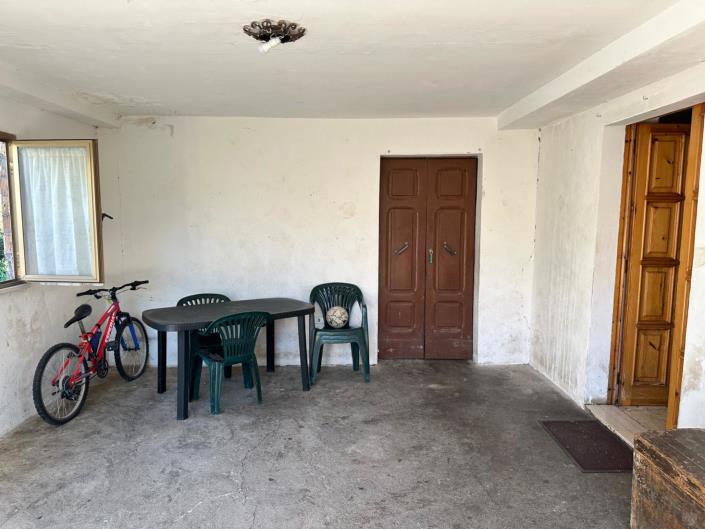 Image No.8-3 Bed House for sale