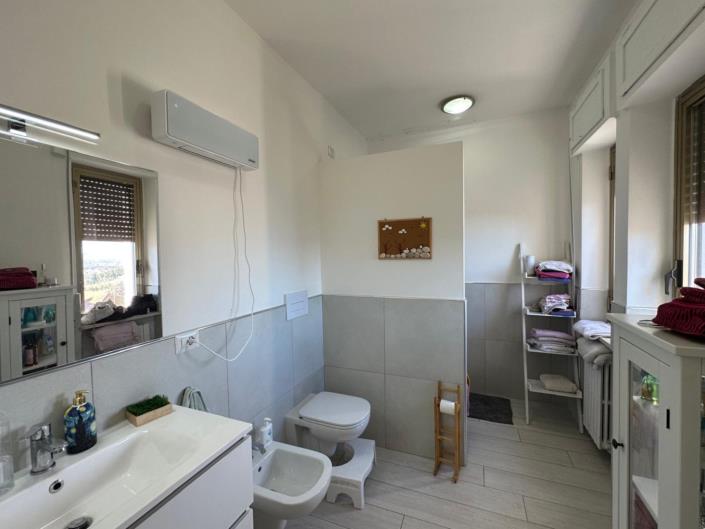 Image No.25-3 Bed Apartment for sale