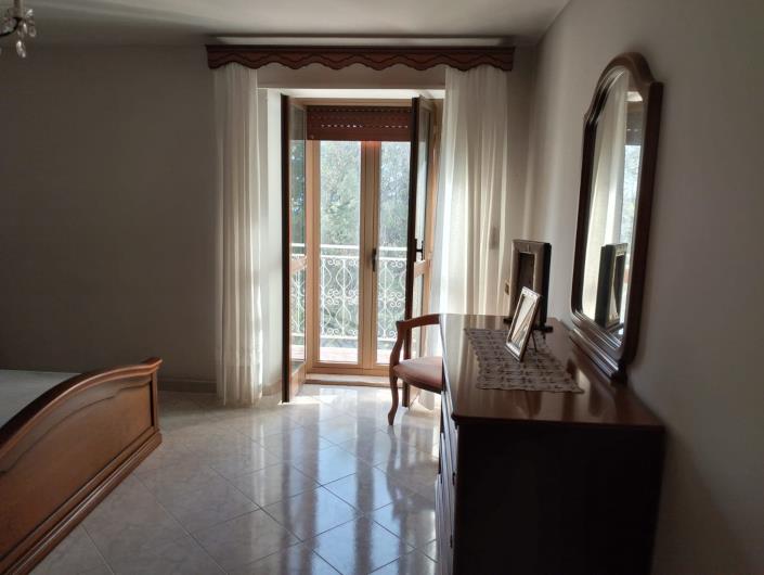 Image No.13-3 Bed Villa / Detached for sale