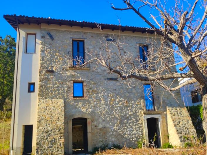 Image No.2-3 Bed House for sale