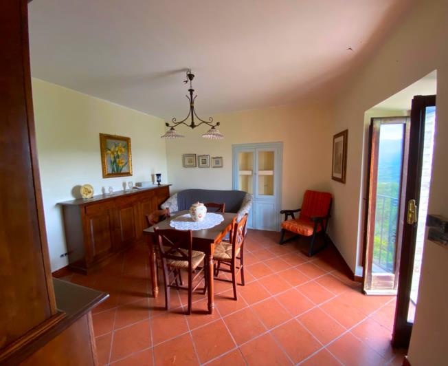 Image No.11-3 Bed House for sale