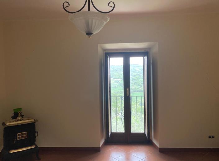 Image No.13-3 Bed House for sale