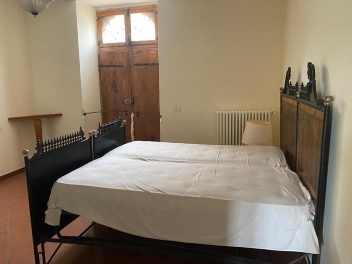 Image No.17-3 Bed House for sale