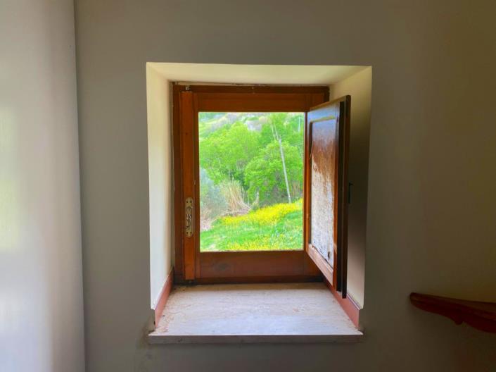 Image No.19-3 Bed House for sale