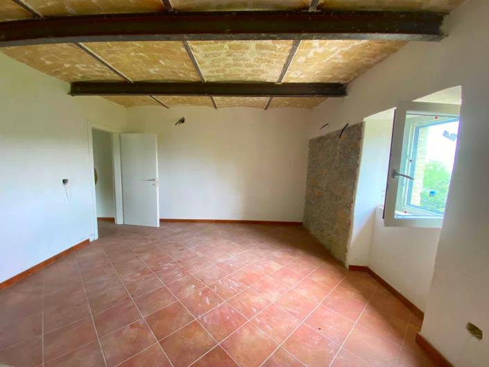 Image No.24-3 Bed House for sale