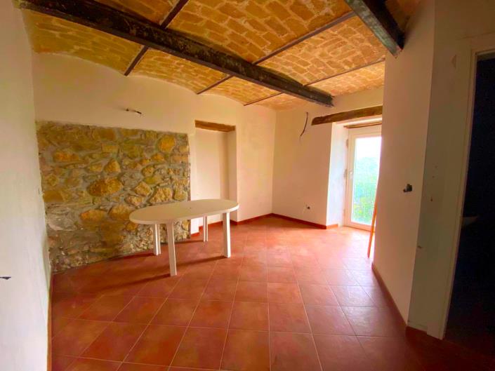 Image No.27-3 Bed House for sale