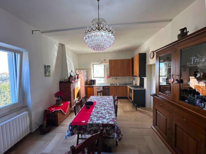 Image No.9-2 Bed Villa / Detached for sale