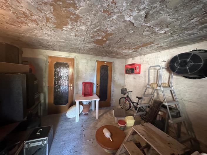 Image No.30-2 Bed Villa / Detached for sale