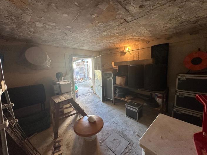 Image No.31-2 Bed Villa / Detached for sale