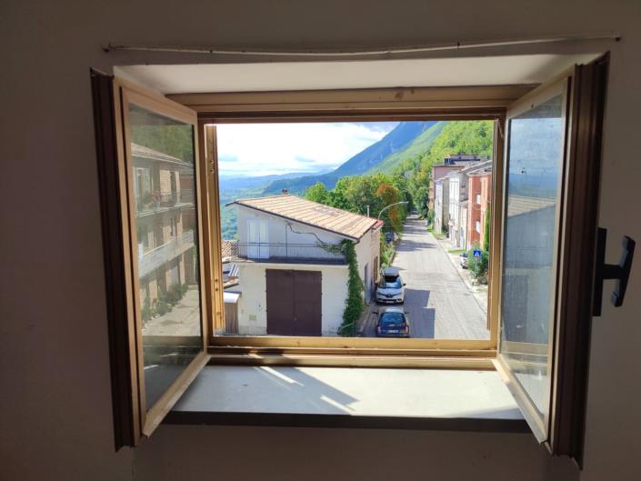 Image No.13-1 Bed Townhouse for sale